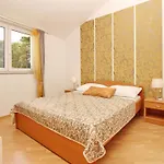 Apartamento In Mit Eigenem Balkon By Interhome Baška
