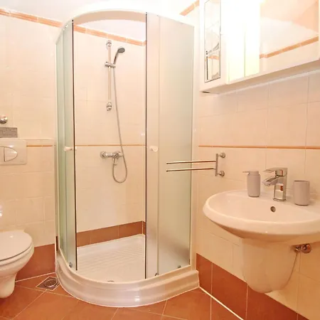 Apartment In Mit Eigenem Balkon By Interhome Baška