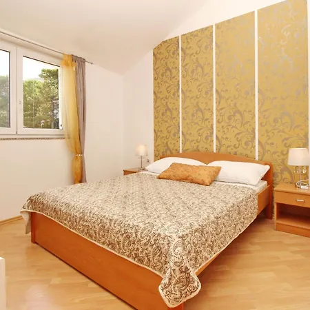 Apartment In Mit Eigenem Balkon By Interhome Baška